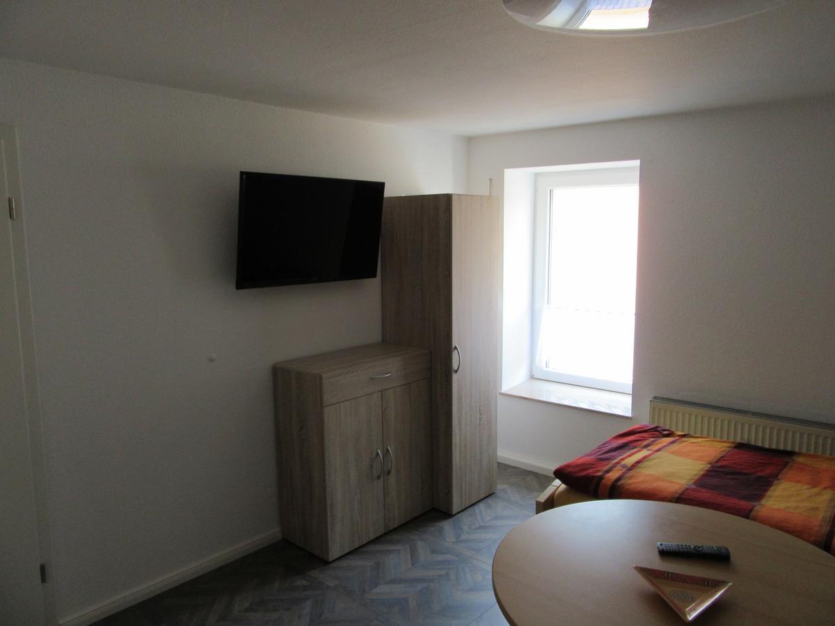 Ferienapartment Meiss Erdeborn Buitenkant foto